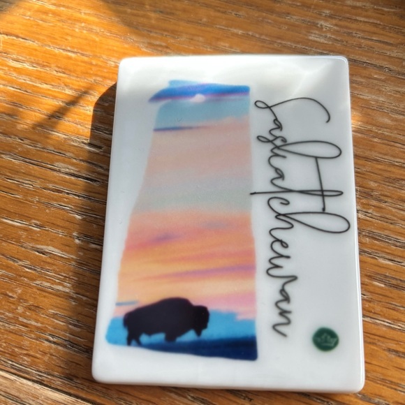 SASKATCHEWAN SOUVENIR MAGNET - Picture 2 of 3